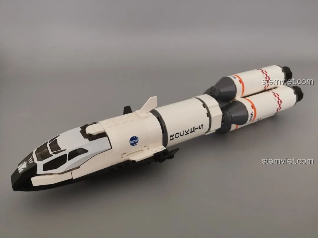 Mô hình tên lửa Hercules GUDI 10803 hoàn chỉnh sau khi lắp ráp, đánh giá GUDI 10803 Mô hình Tên Lửa Không Gian.