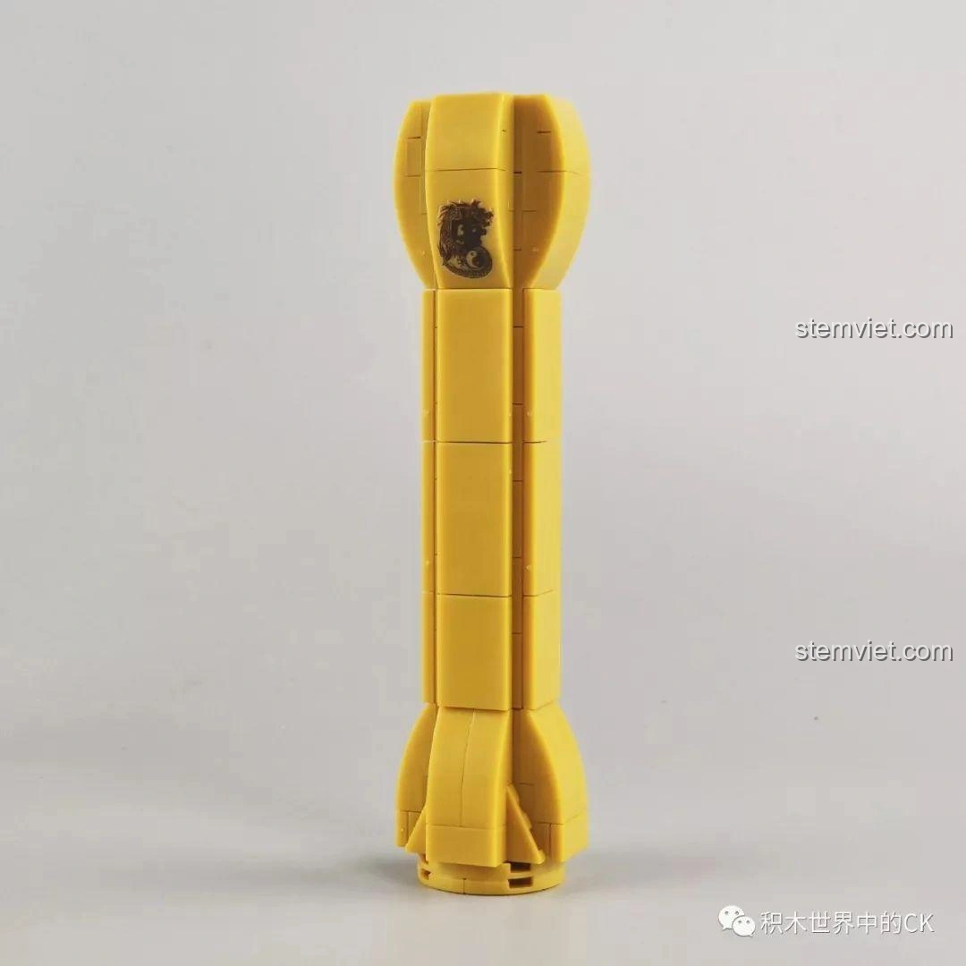 Phần thân rồng của Tầm Long Xích SEMBO 605102 đã được lắp ráp, hình dáng độc đáo.