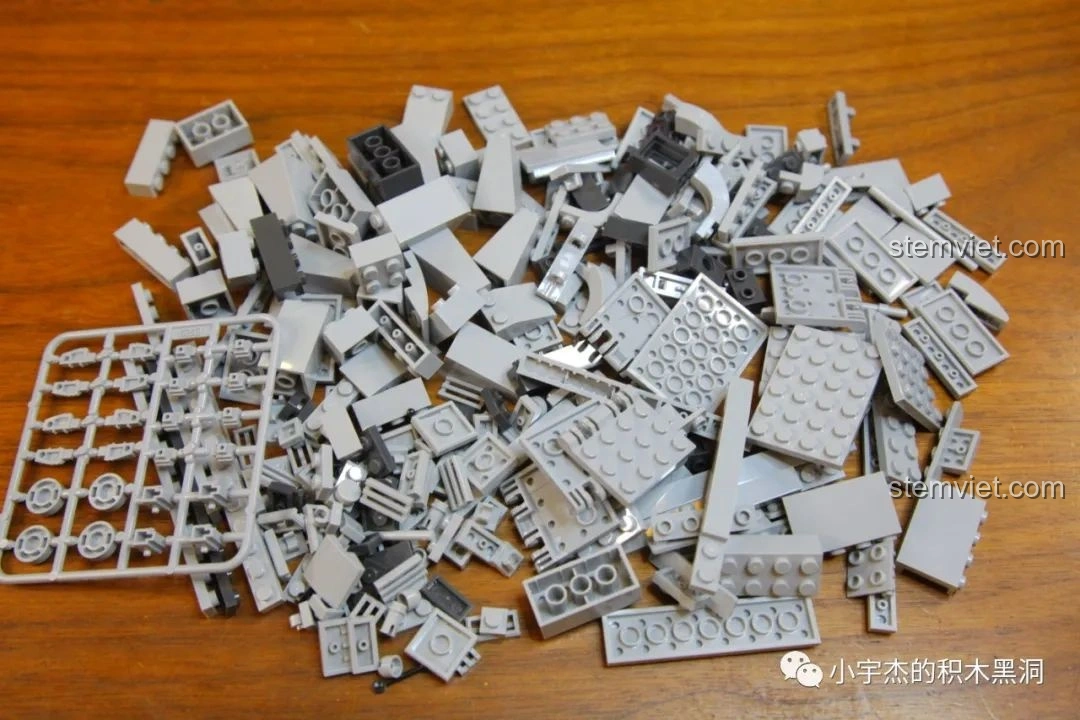 Toàn bộ thân tàu của bộ lắp ráp Hàng Không Mẫu Hạm Sơn Đông SEMBO 202001 đã hoàn thiện, chiều dài ấn tượng.