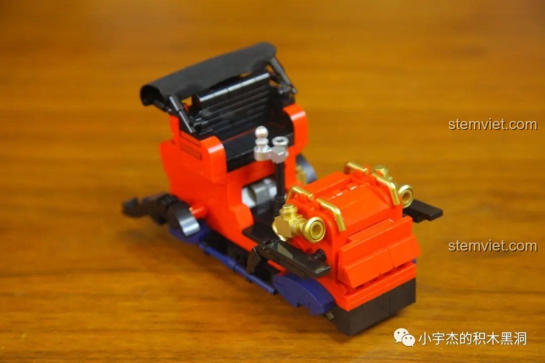 Thân xe Duryea Model L đã gần như hoàn thiện, chuẩn bị cho công đoạn lắp bánh xe trong bộ SEMBO 705400.