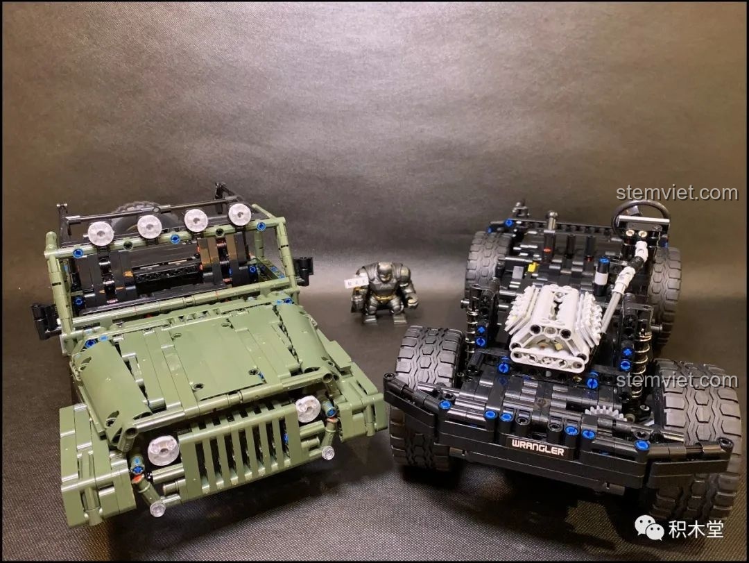 Thân xe và khung gầm rời của bộ lắp ráp Xe off-road Wrangler, dễ dàng tùy biến.