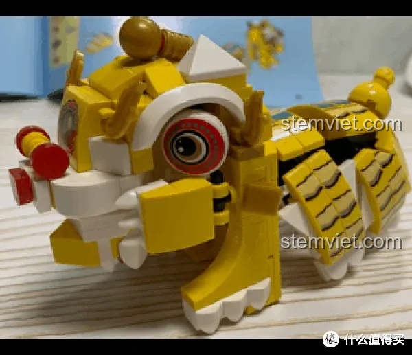 Toàn cảnh bộ lắp ráp Cổng Chào Tết Nguyên Đán Sembo 201020 với hai chú Lân Sư.