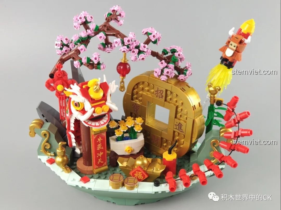 Góc nhìn khác từ phía sau của mô hình Bồn Tụ Bảo Phú Quý Pantasy 18003, thể hiện sự vững chãi.