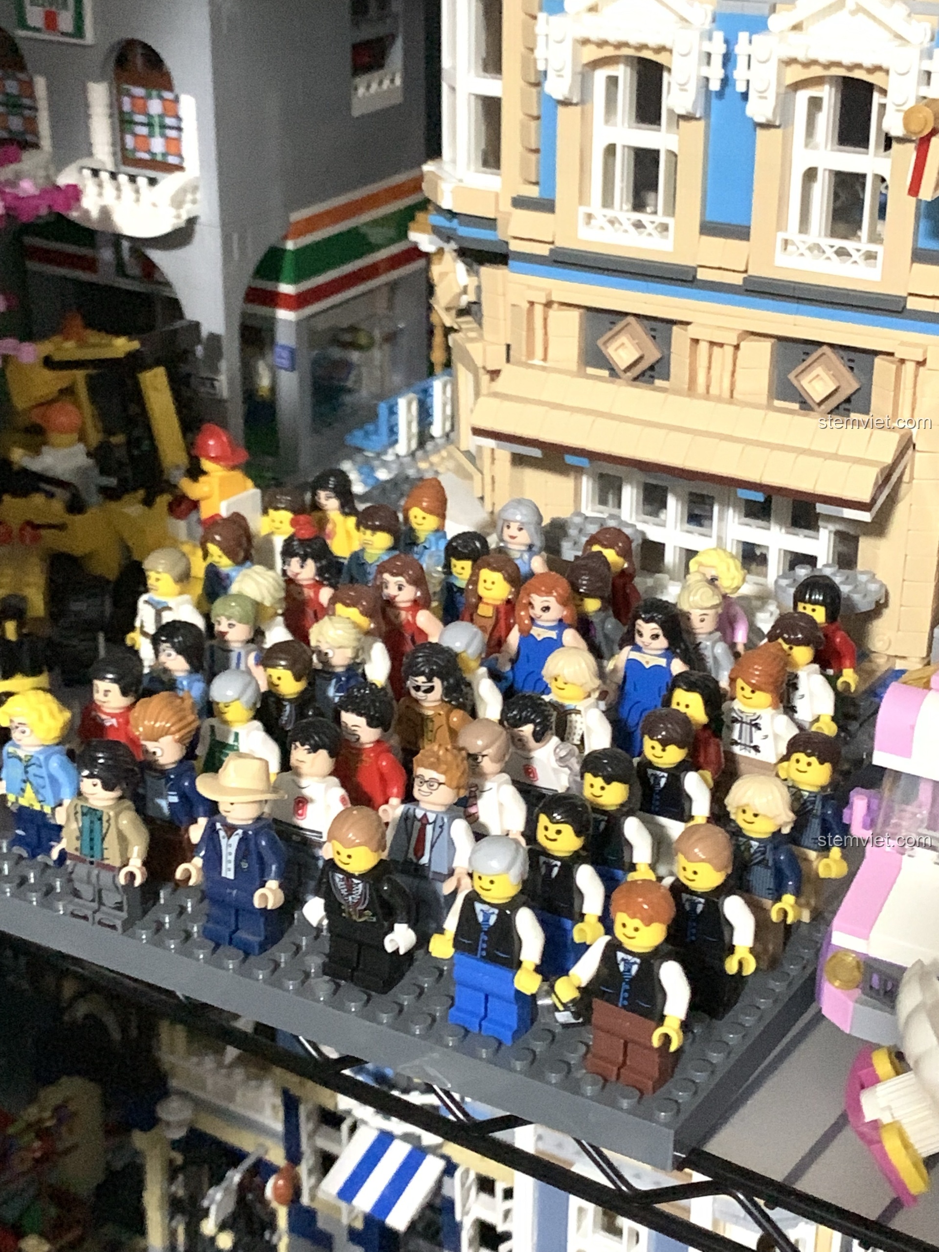 Tấm đế được thay thế để phù hợp với các bộ lắp ghép khác, một kinh nghiệm khi review WANGE 6313 Nhà hàng BBQ.