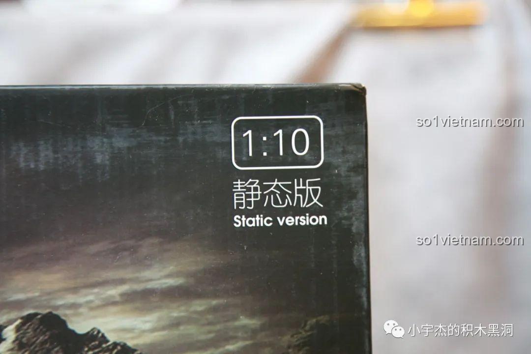 Thông tin tỉ lệ 1:10 và phiên bản tĩnh của mô hình Xe Tăng Diệt Ferdinand Taigao Le T4012 trên hộp sản phẩm.