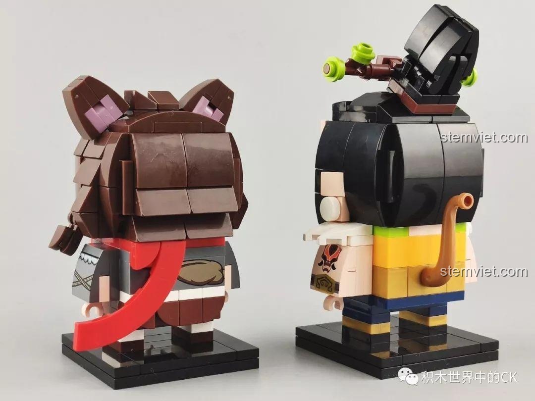 Mô hình Tiểu Cửu A0124 và Thân Công Báo A0125 Keeppley đã lắp ráp, nhìn từ phía sau