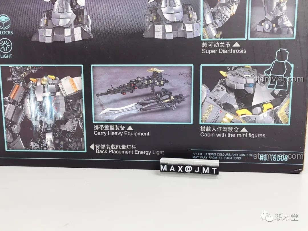 Cận cảnh các tính năng được in trên hộp của bộ xếp hình Mecha Batman 19008, bao gồm đèn, vũ khí và khoang lái.