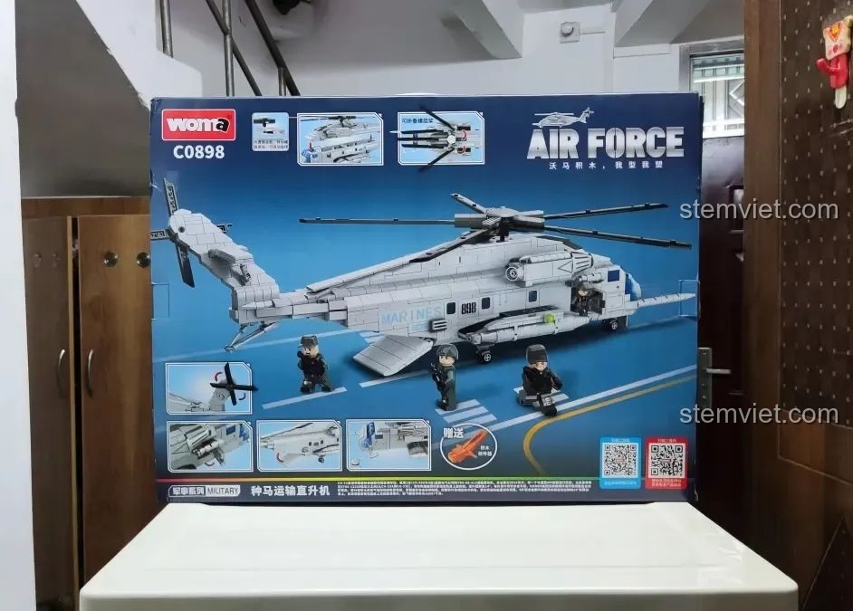 Mặt sau hộp bộ lắp ráp Máy bay lên thẳng CH-53E WOMA 898 hiển thị các chức năng và chi tiết của mô hình.