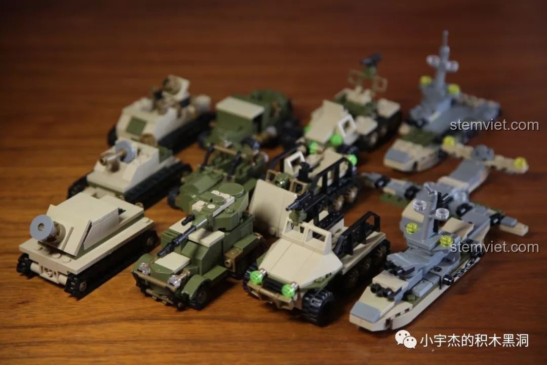 Toàn bộ 12 mô hình có thể lắp ráp từ bốn bộ SEMBO Đế Chế Thép, một bộ sưu tập đồ chơi lắp ráp giá trị.