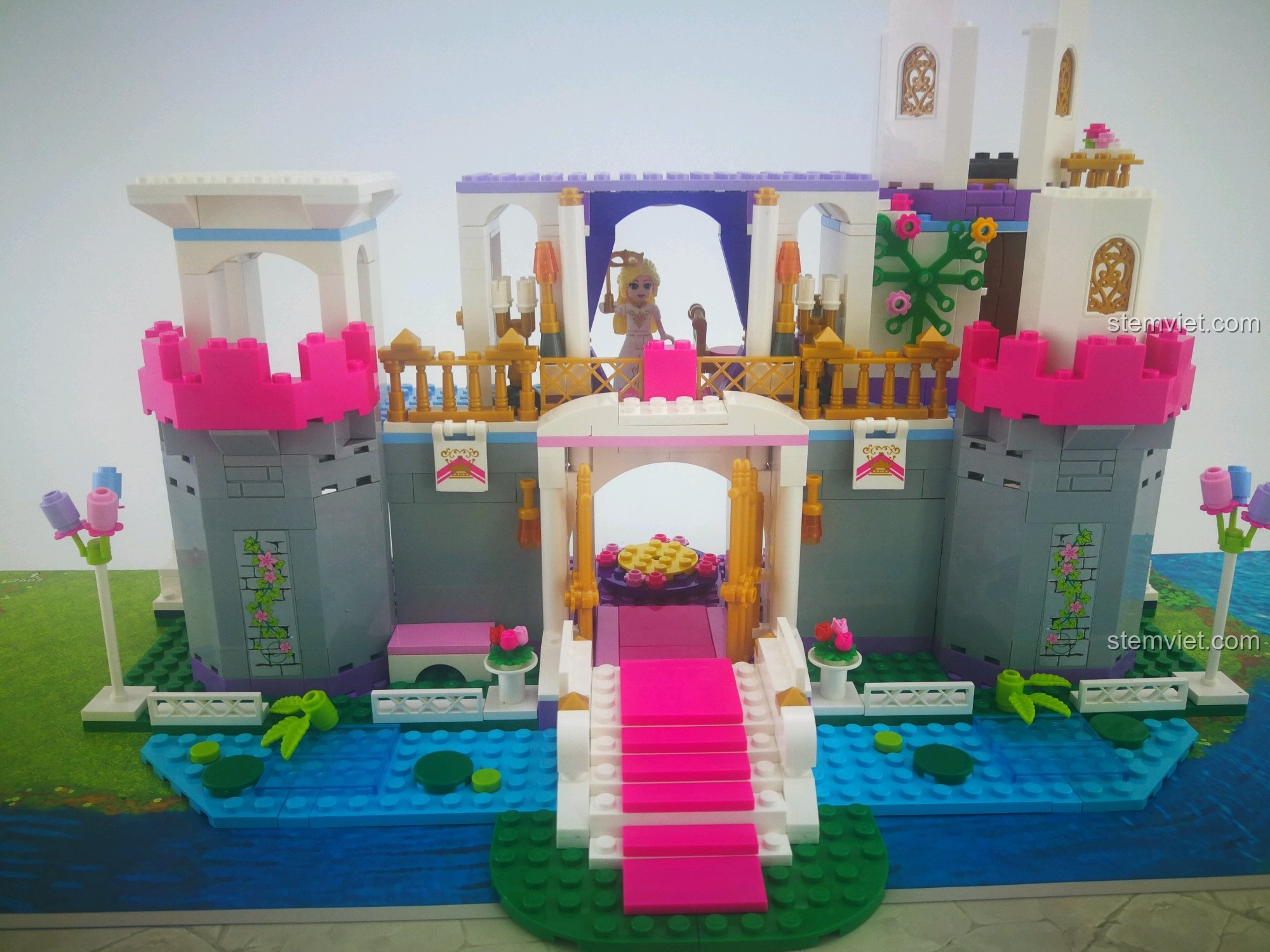 Toàn cảnh lâu đài Enlighten 2612 cùng xe ngựa và nhân vật