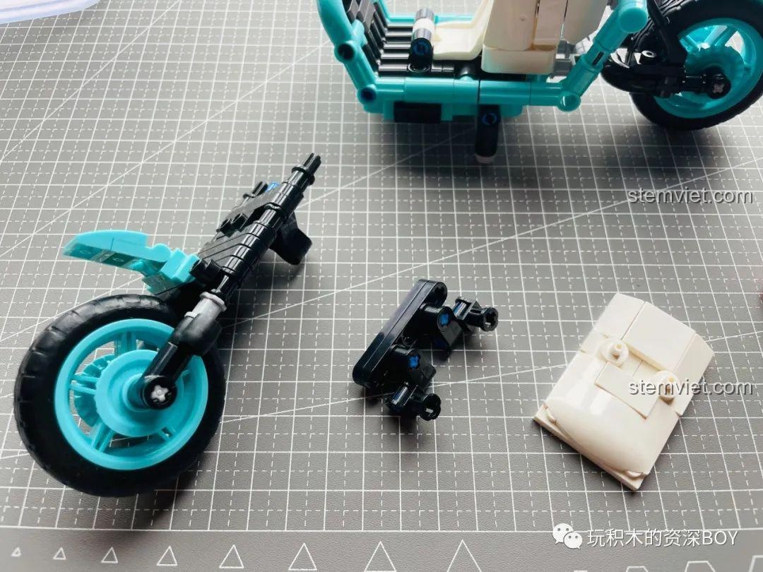 Góc nhìn tổng thể của bộ sưu tập 4 mô hình xe điện ZHEGAO, thể hiện sự hài hòa.