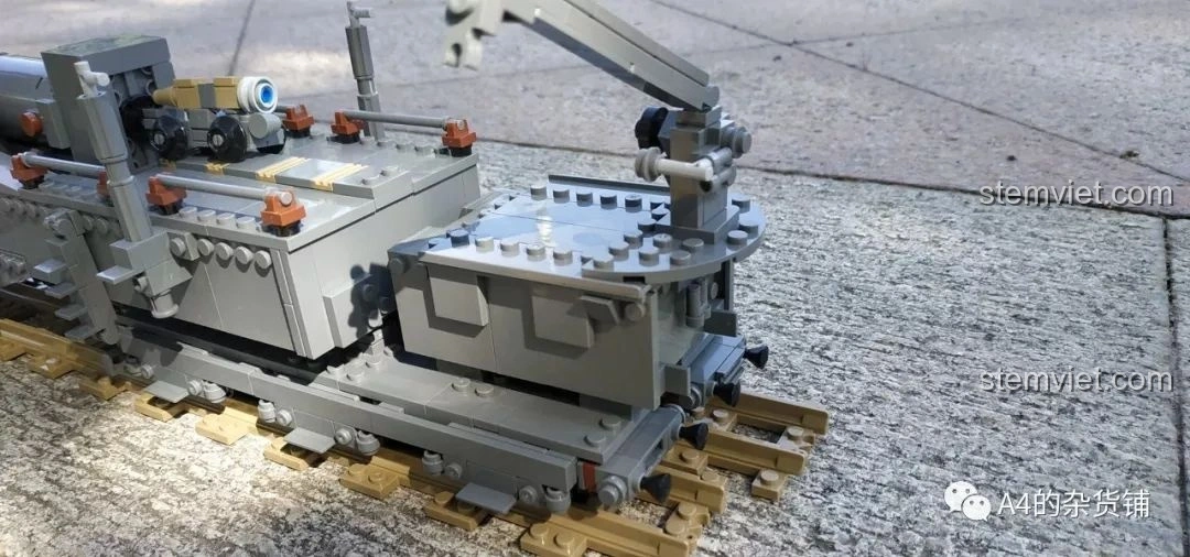 Tổng thể mô hình KAZI KY10005 Pháo Xe Lửa Dora 800mm Đức hoàn chỉnh, nhìn từ góc cao.