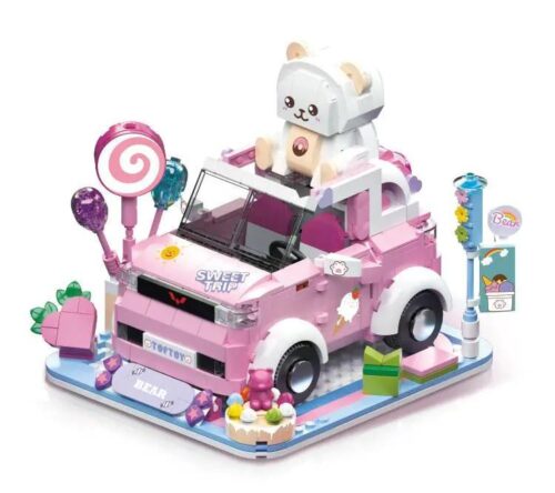 Bộ đồ chơi xe ô tô MiniEV gấu dễ thương TOP TOY 2102, xe ô tô màu hồng với chú gấu ngồi trên nóc, có kẹo múa may và bánh kem, phù hợp cho bé gái 6 tuổi