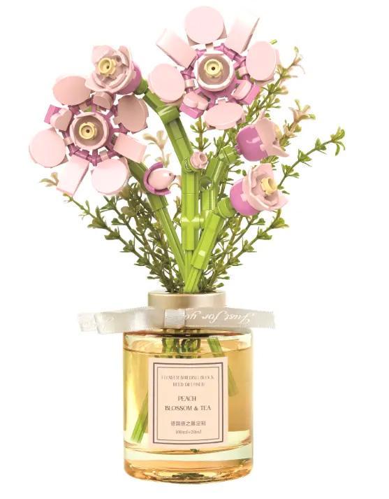 Bộ lắp ghép Bó Hoa Trà Đào TOP TOY TC1111 với hương thơm tinh tế, sắc hoa vĩnh cửu, phù hợp cho con gái 15 tuổi trở lên, giá tốt.