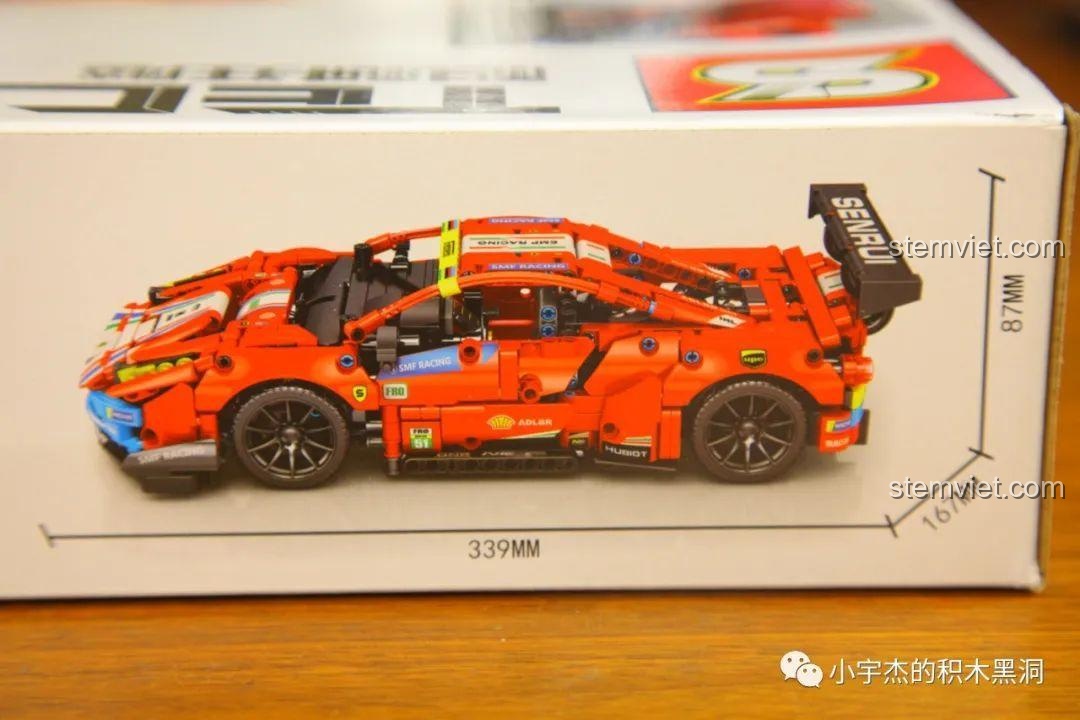Thông số kích thước chi tiết của mô hình JiaZhi 8613 Ferrari 488 GTE sau khi lắp ráp hoàn chỉnh.