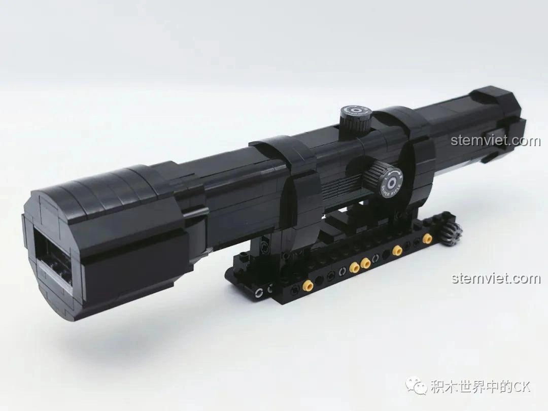 Ống ngắm của mô hình súng bắn tỉa AWP JIESTAR 58022, được lắp ráp từ các mảnh ghép màu đen, có thể điều chỉnh.