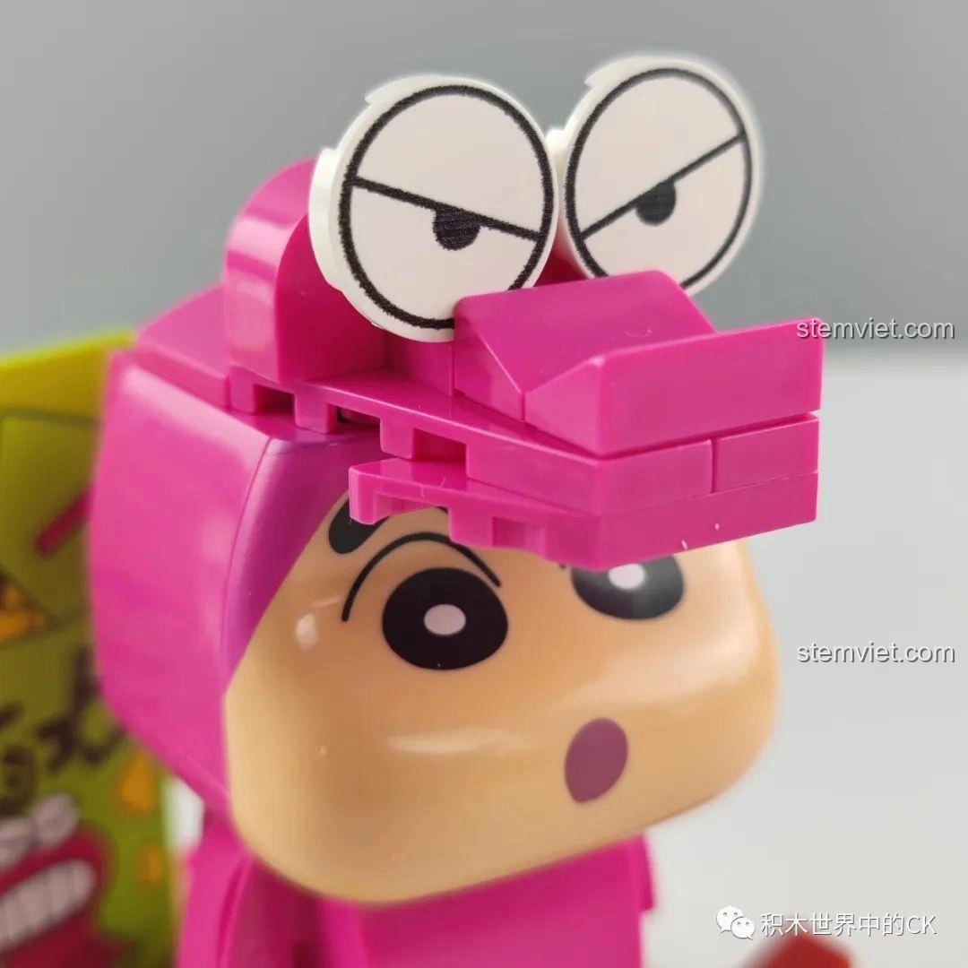 Cận cảnh khuôn mặt đồ chơi lắp ráp Keeppley K20608 Shin-chan Khủng Long, trải nghiệm Keeppley K20701 Thám tử Conan.