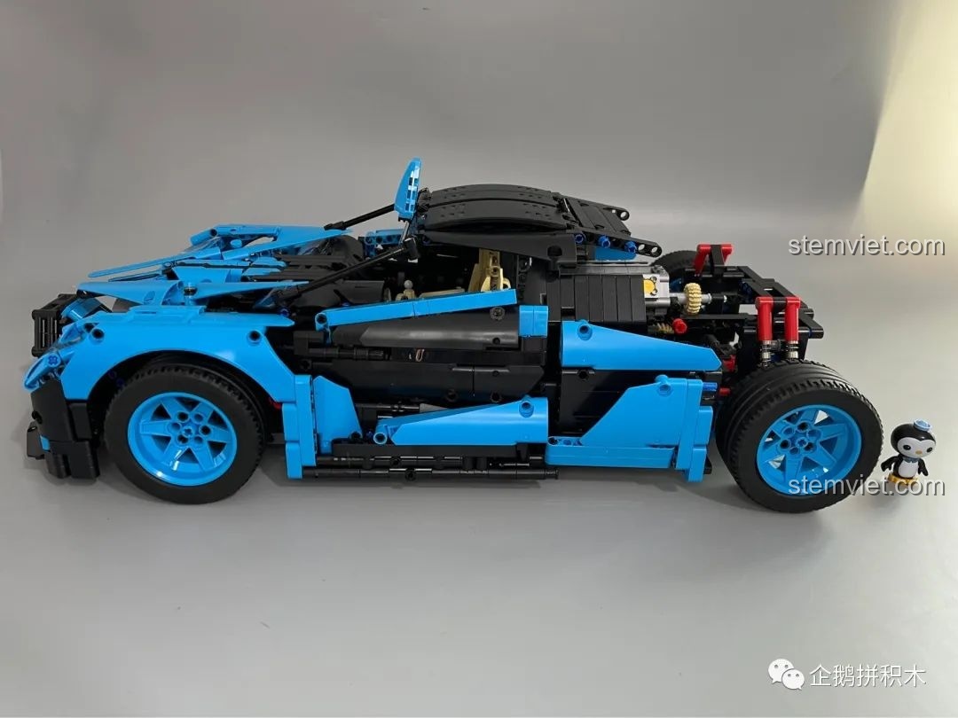 Phần cánh gió phía sau và các chi tiết nhỏ của mô hình Moyu Block MY88008 Bugatti Bolide.