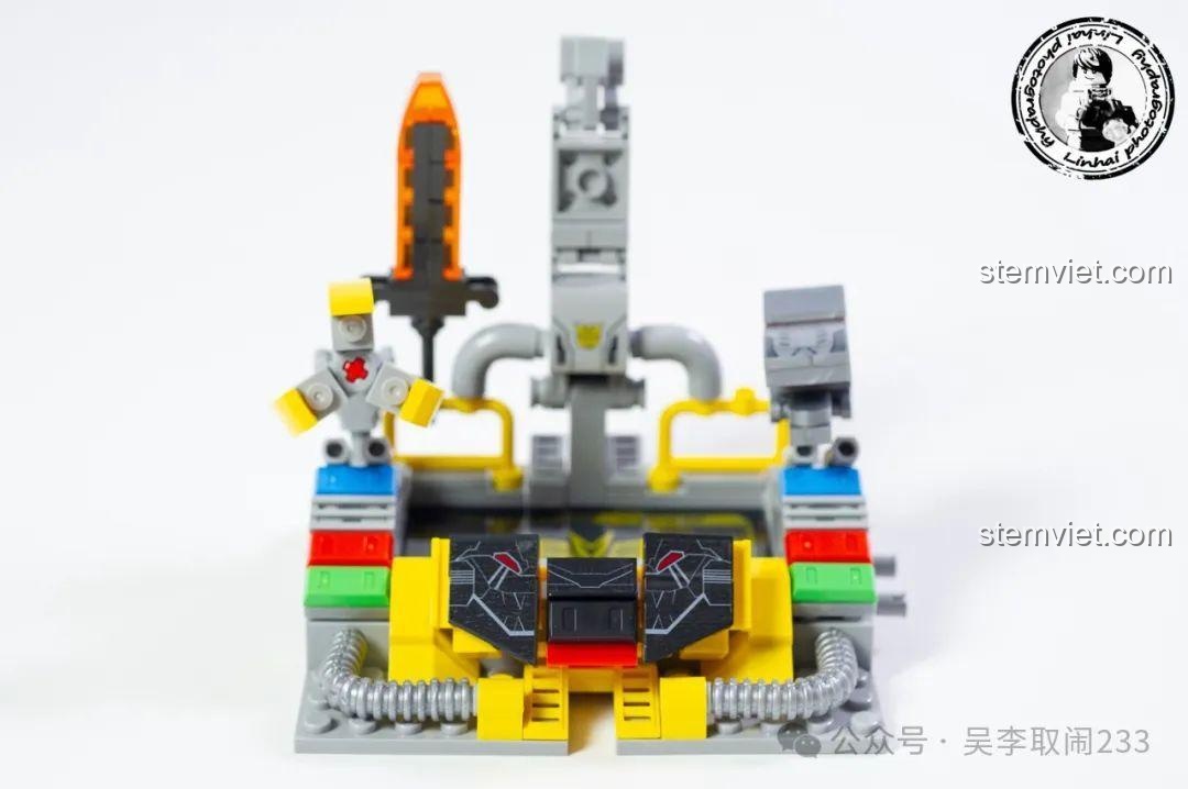 Trạm chỉ huy của Grimlock trong bộ đồ chơi lắp ghép Forange Block FC1547-3.