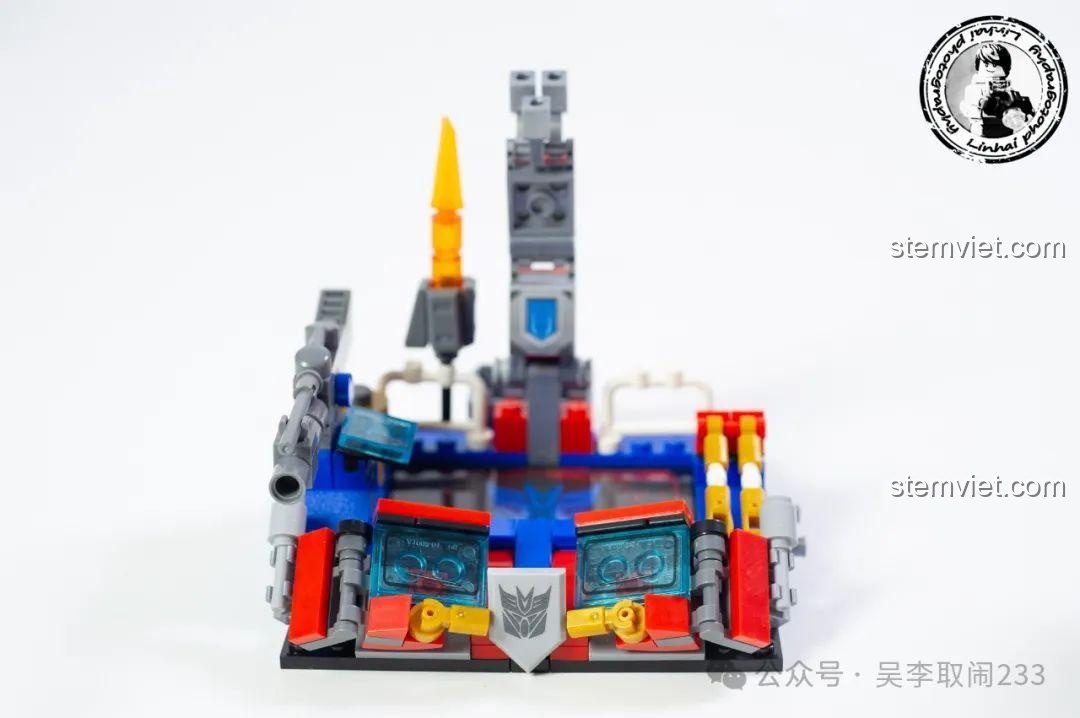 Trạm chỉ huy của Optimus Prime trong bộ đồ chơi lắp ghép Forange Block FC1547-1.