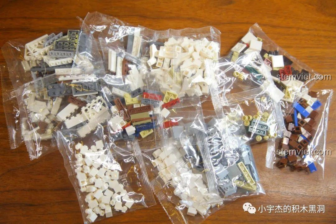 Chi tiết tủ tài liệu trong mô hình Ngân hàng Gringotts MORK 032101, chân thực.