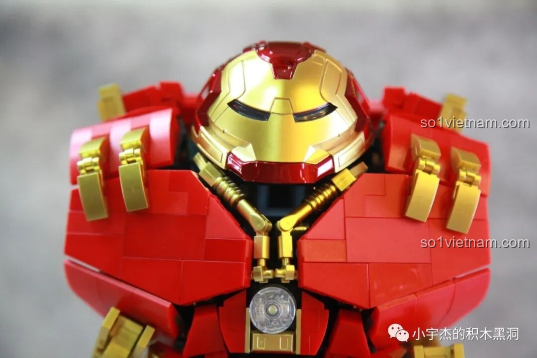 Túi linh kiện số 6 của KBOX V5004 Giáp Chống Hulk MK44, chứa các mảnh ghép cho cánh tay còn lại.