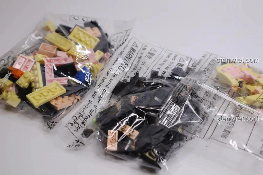 Các túi mảnh ghép đồ chơi lắp ghép Wekki 516030 Đại Đường Thủ Diễn Dạ, đồ chơi lắp ghép Hoàng hậu Võ Tắc Thiên 516030.