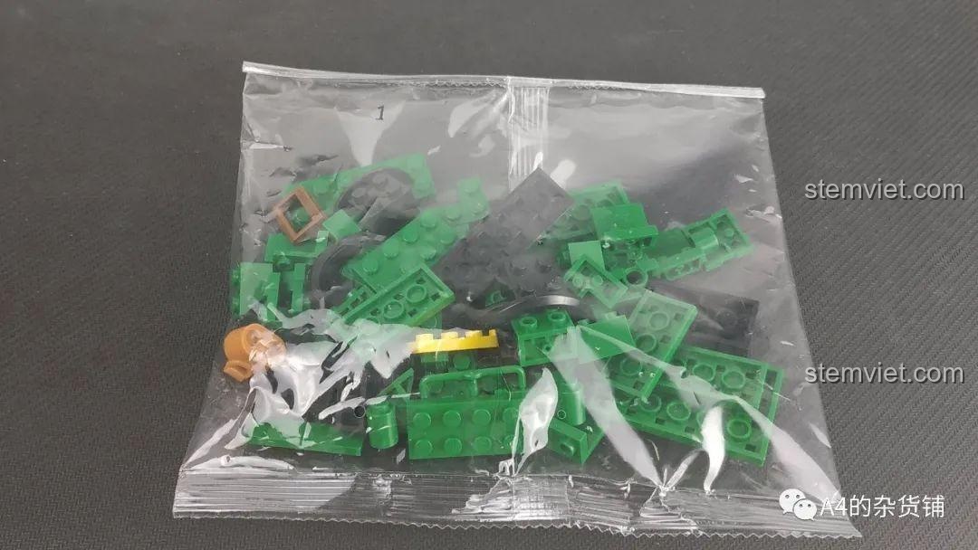 Túi mảnh ghép số 1 của bộ đồ chơi xây dựng Xe Phân Loại Rác Thải cho trẻ 6+ Sluban B0780.