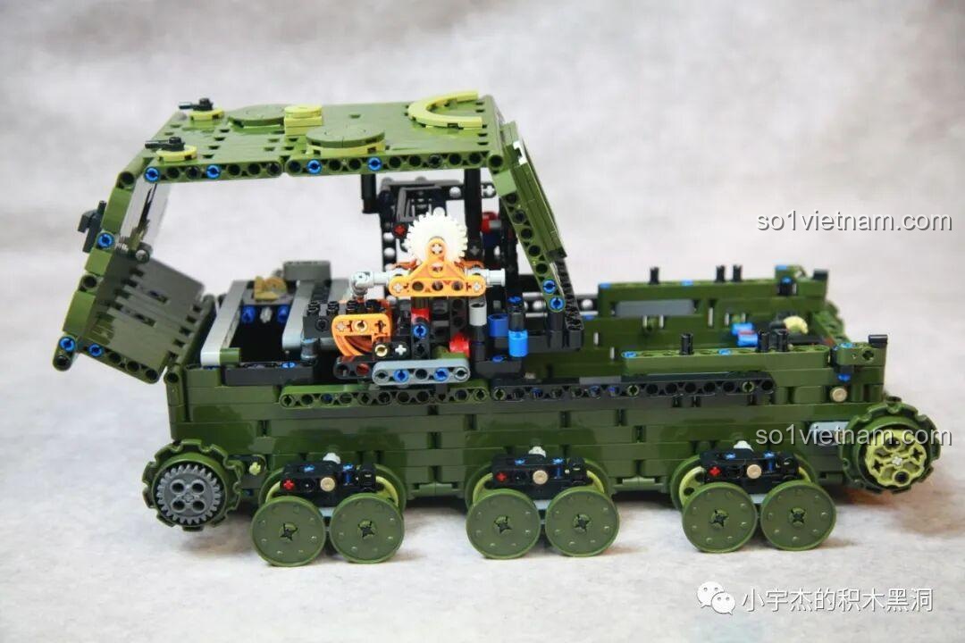 Túi mảnh ghép số 5 của bộ Taigao Le T4012 Xe Tăng Diệt Ferdinand, chứa các chi tiết cho hệ thống bánh xích.