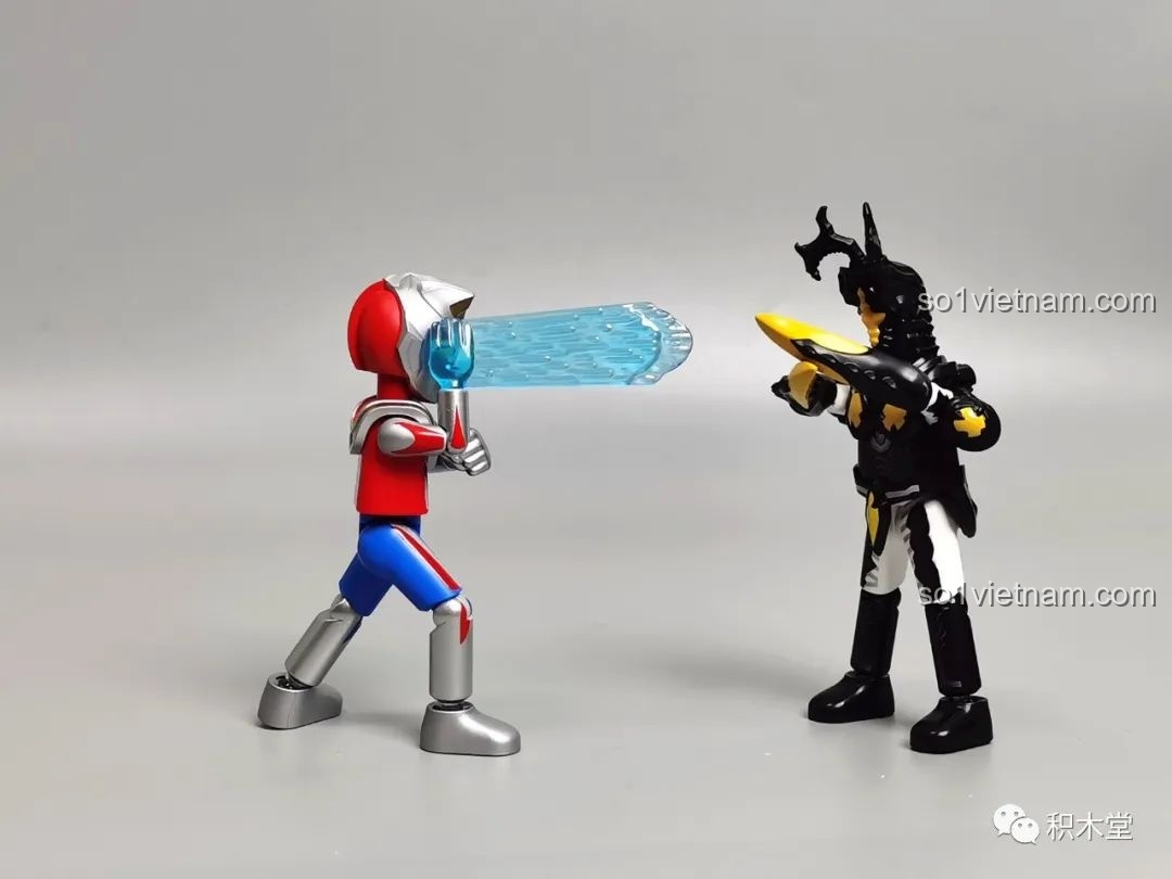 Nhân vật Ultraman BLOKEES 71217 hoàn chỉnh