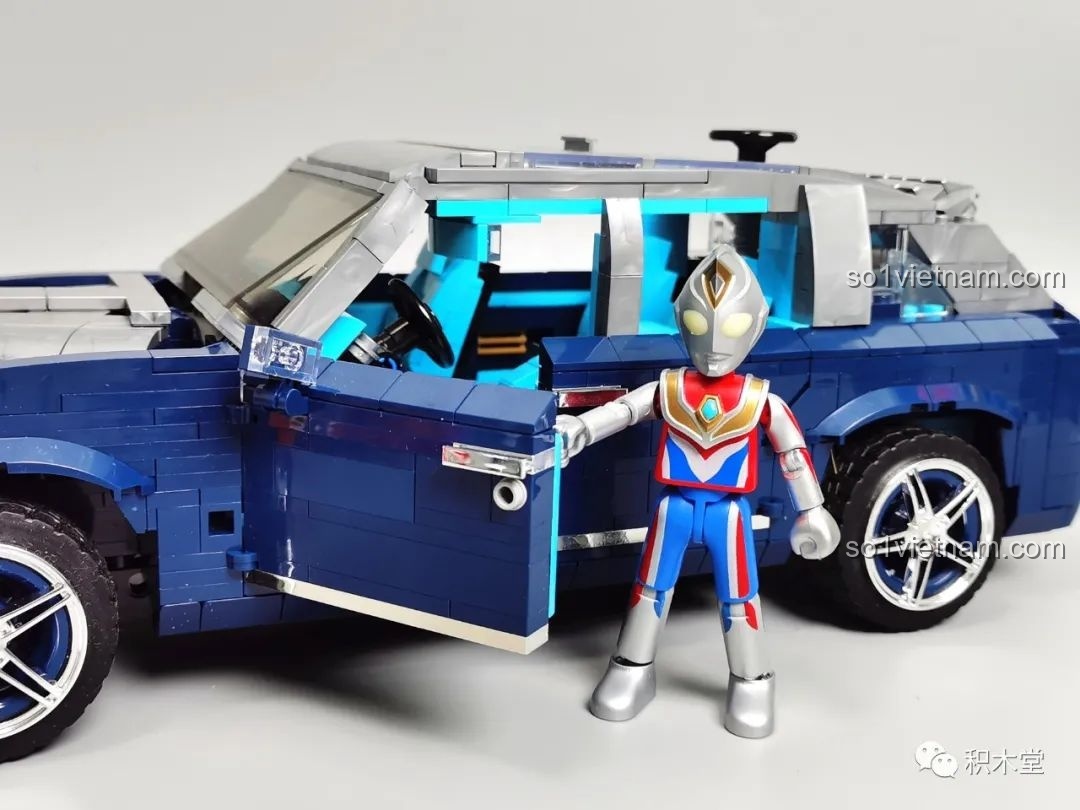 Nhân vật Ultraman BLOKEES 71217 hoàn chỉnh