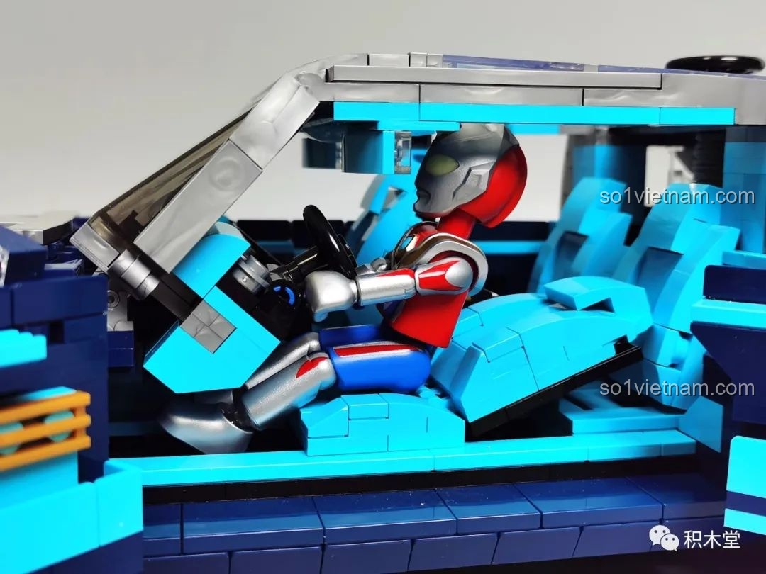 Nhân vật Ultraman BLOKEES 71217 hoàn chỉnh