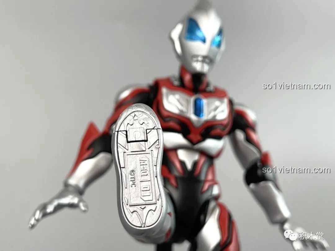 Các bộ phận chi tiết của mô hình lắp ráp Ultraman Geed 71219 BLOKEES