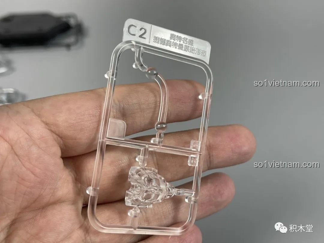 Quá trình lắp ráp mô hình Ultraman Geed 71219 BLOKEES