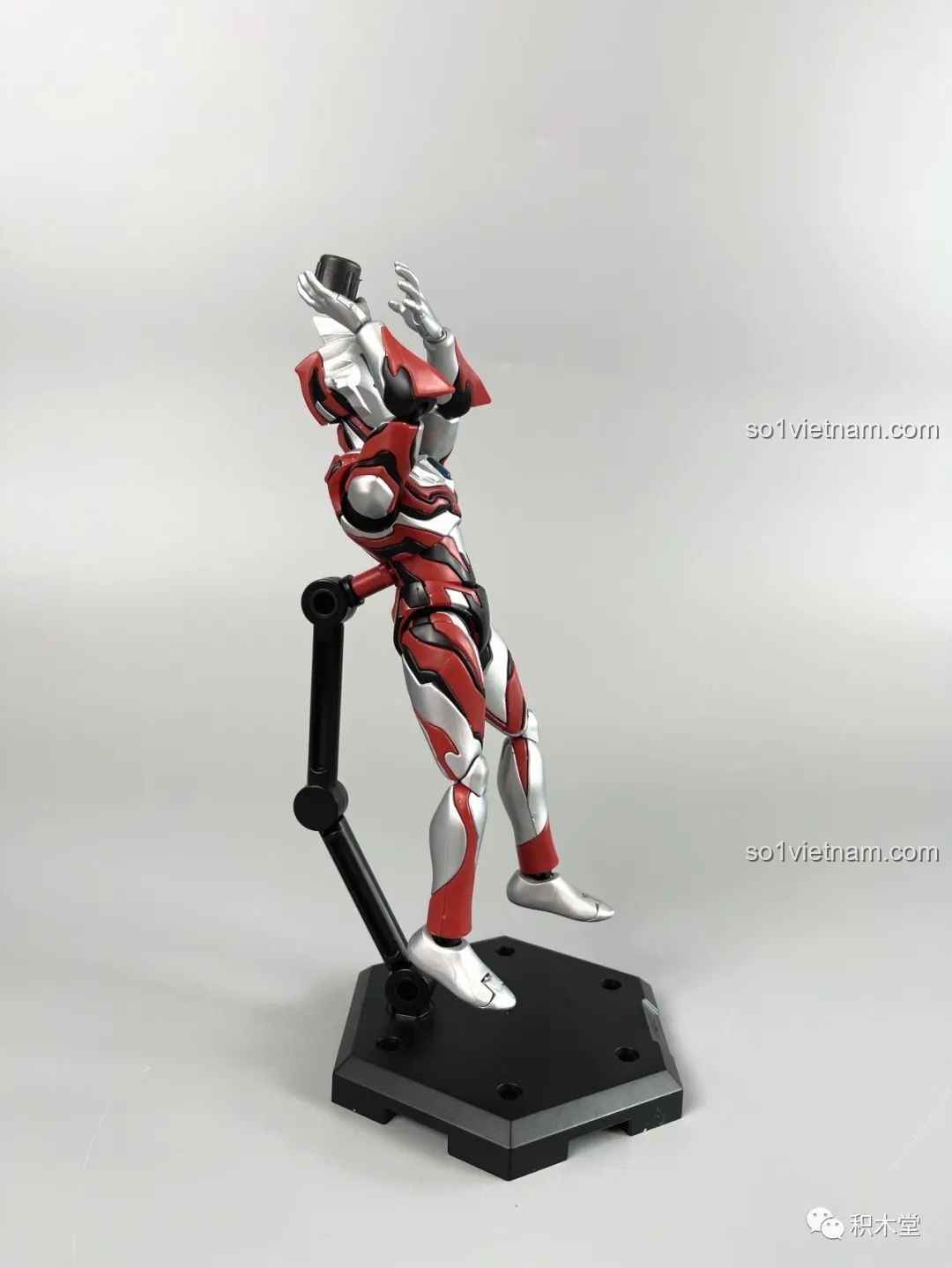 Mô hình lắp ráp Ultraman Geed 71219 BLOKEES tạo dáng quyến rũ