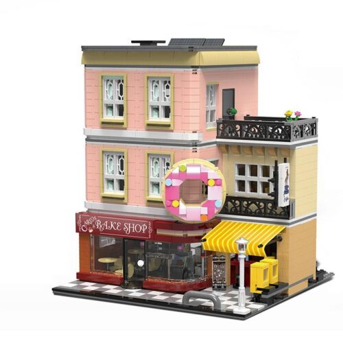 Mô hình hoàn thiện của bộ lắp ghép Tiệm Bánh Donut UrGe UG-10180 với 2919 mảnh, một món quà giá rẻ tuyệt vời cho bé gái 6 tuổi yêu thích kiến trúc.