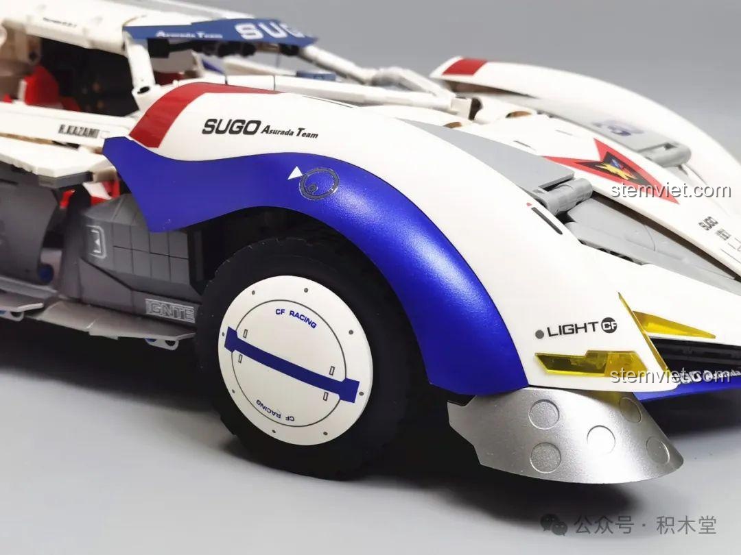 Chi tiết vòm bánh xe được đúc nguyên khối của mô hình Asurada G.S.X, tăng độ chính xác và thẩm mỹ.