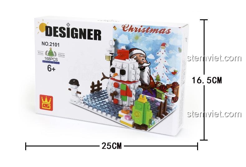 Kích thước thực tế của bộ đồ chơi Wange 2101 là 13.5cm x 13cm, nhỏ gọn để trang trí bàn học.