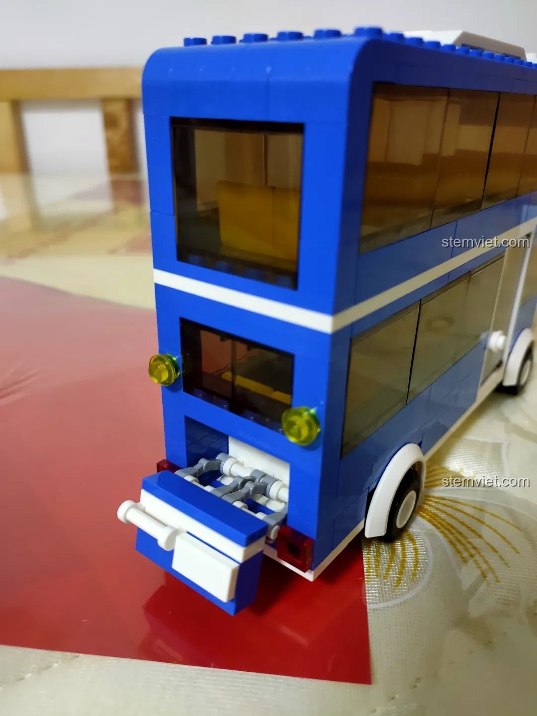 Toàn cảnh mô hình xe buýt hai tầng Wange 3970 đã hoàn thiện.