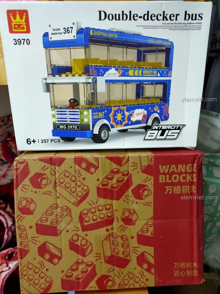 Hộp sản phẩm xe buýt hai tầng màu xanh Wange 3970 với hình ảnh mô hình hoàn thiện và thông tin chi tiết.