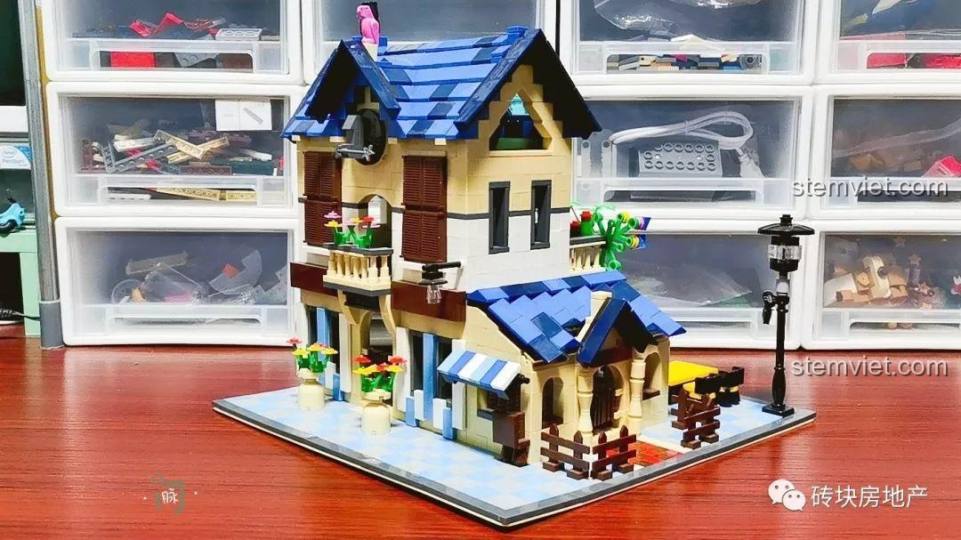 Toàn cảnh mô hình Biệt Thự Đồng Quê Kiểu Pháp WANGE 5311 đã hoàn thiện, nhìn từ góc tổng thể.