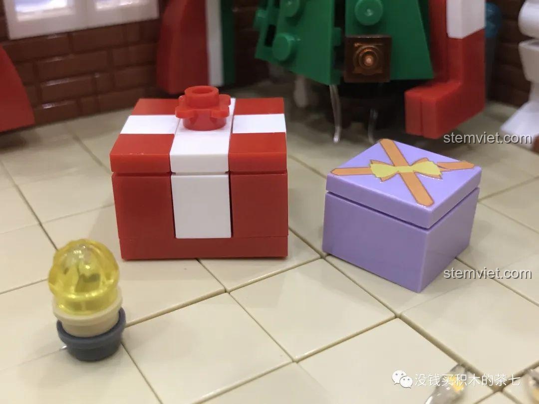 Ghế gỗ không có chốt cố định minifigure, cho phép linh hoạt trong việc sắp xếp nhân vật, bộ đồ chơi mô hình đa năng.