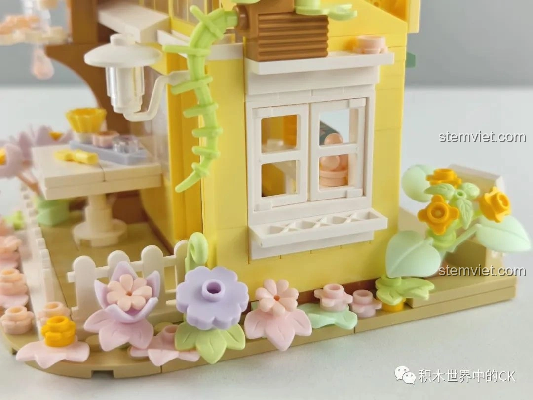 Cận cảnh bàn làm bánh và các dụng cụ nhỏ bên trong Tiệm Bánh Ngọt Hoa Anh Đào Wekki 516601.