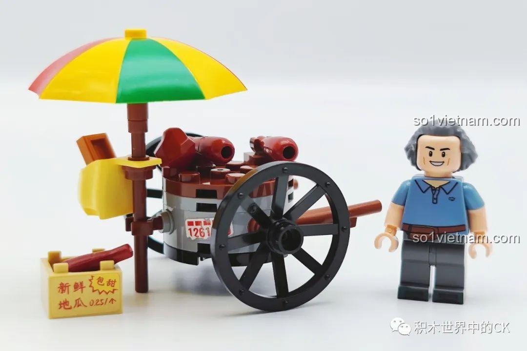 Mô hình đồ chơi lắp ráp Wekki 516952C Xe Đẩy Bán Khoai Lang Nướng hoàn chỉnh cùng minifigure chú bán khoai, lò nướng và khoai lang.