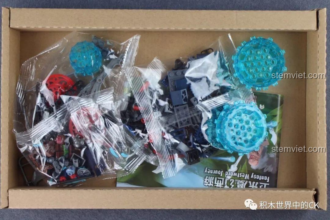 Hình ảnh thực tế các túi gạch bên trong hộp đồ chơi mô hình 5047, đảm bảo chất lượng và đủ chi tiết.