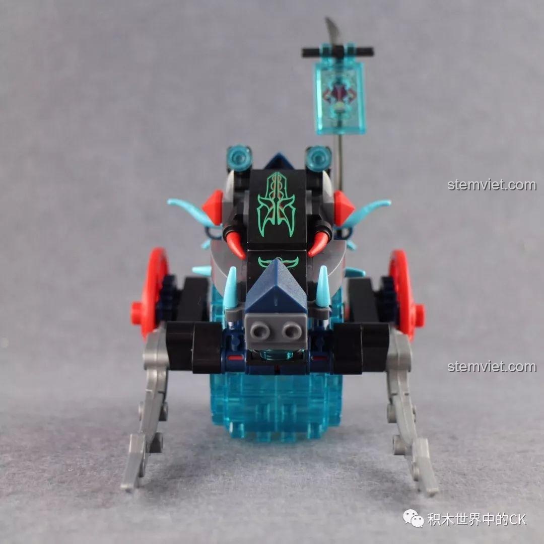 Mô hình Chiến Xa Hỗn Thế Ma Vương sau khi lắp ráp hoàn chỉnh, góc nhìn tổng thể.