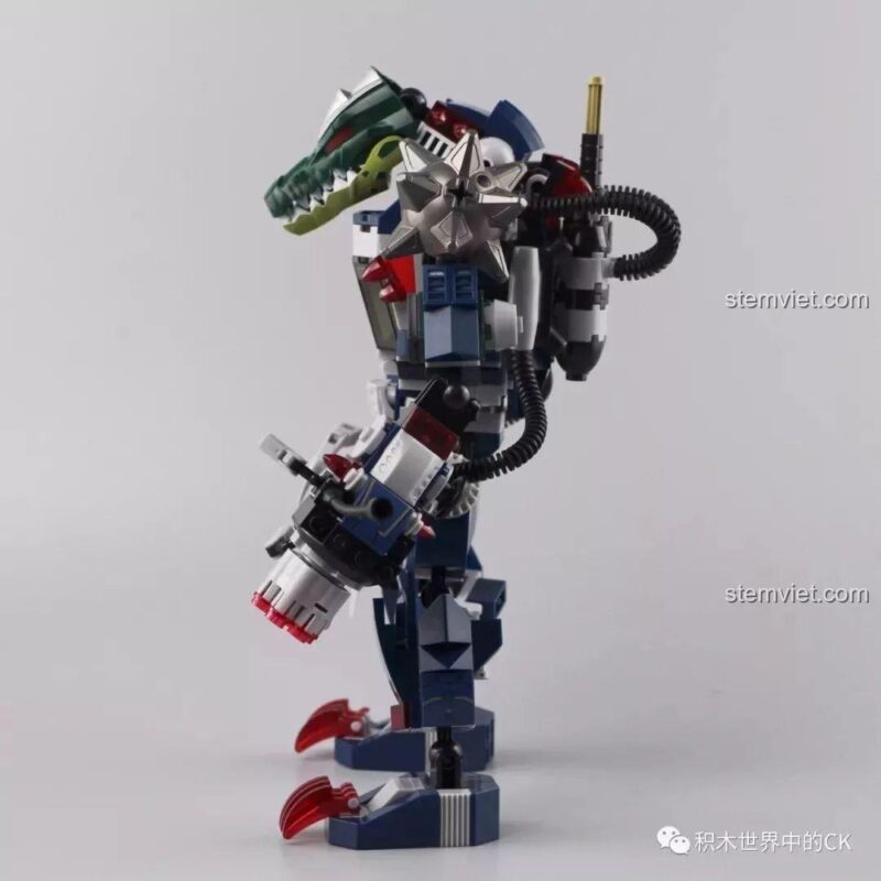 Mặt trước của Robot Mecha Cá Sấu với thiết kế hầm hố và chi tiết.