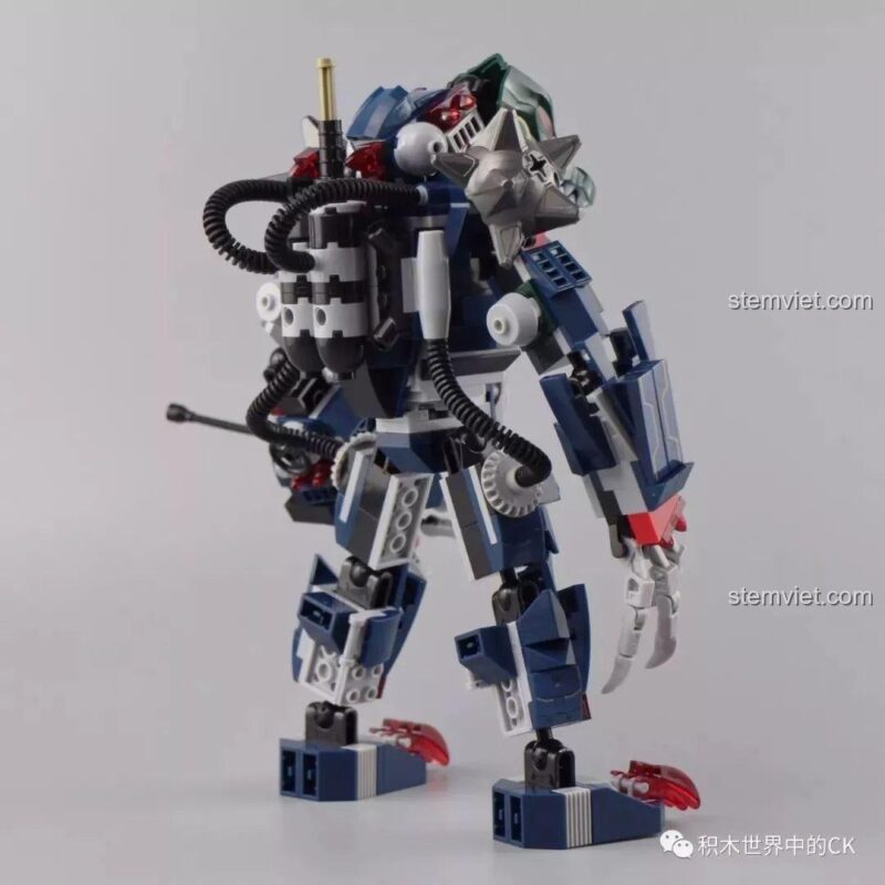 Mặt sau của Robot Mecha Cá Sấu nhìn chính diện.