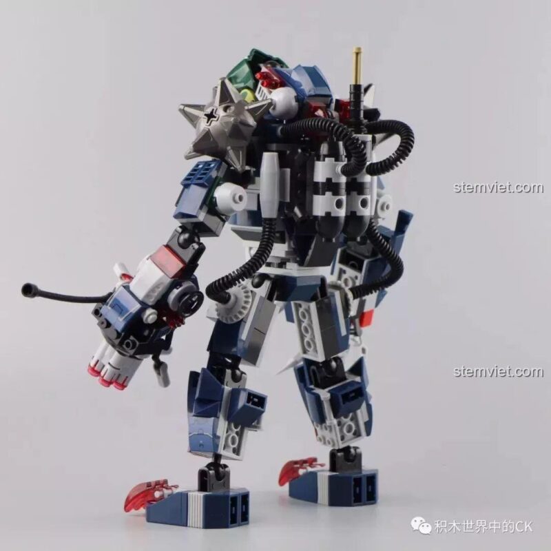 Mặt bên của Robot Mecha Cá Sấu thể hiện các chi tiết vũ khí và ống dẫn.