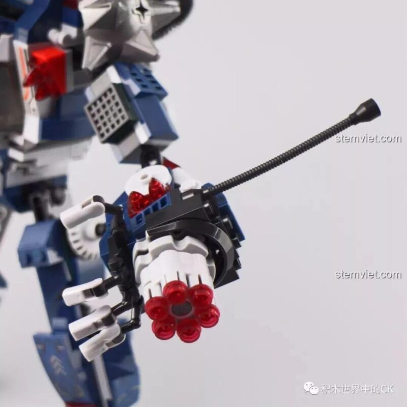 Chi tiết giáp vai hình chùy gai của Robot Mecha Cá Sấu.